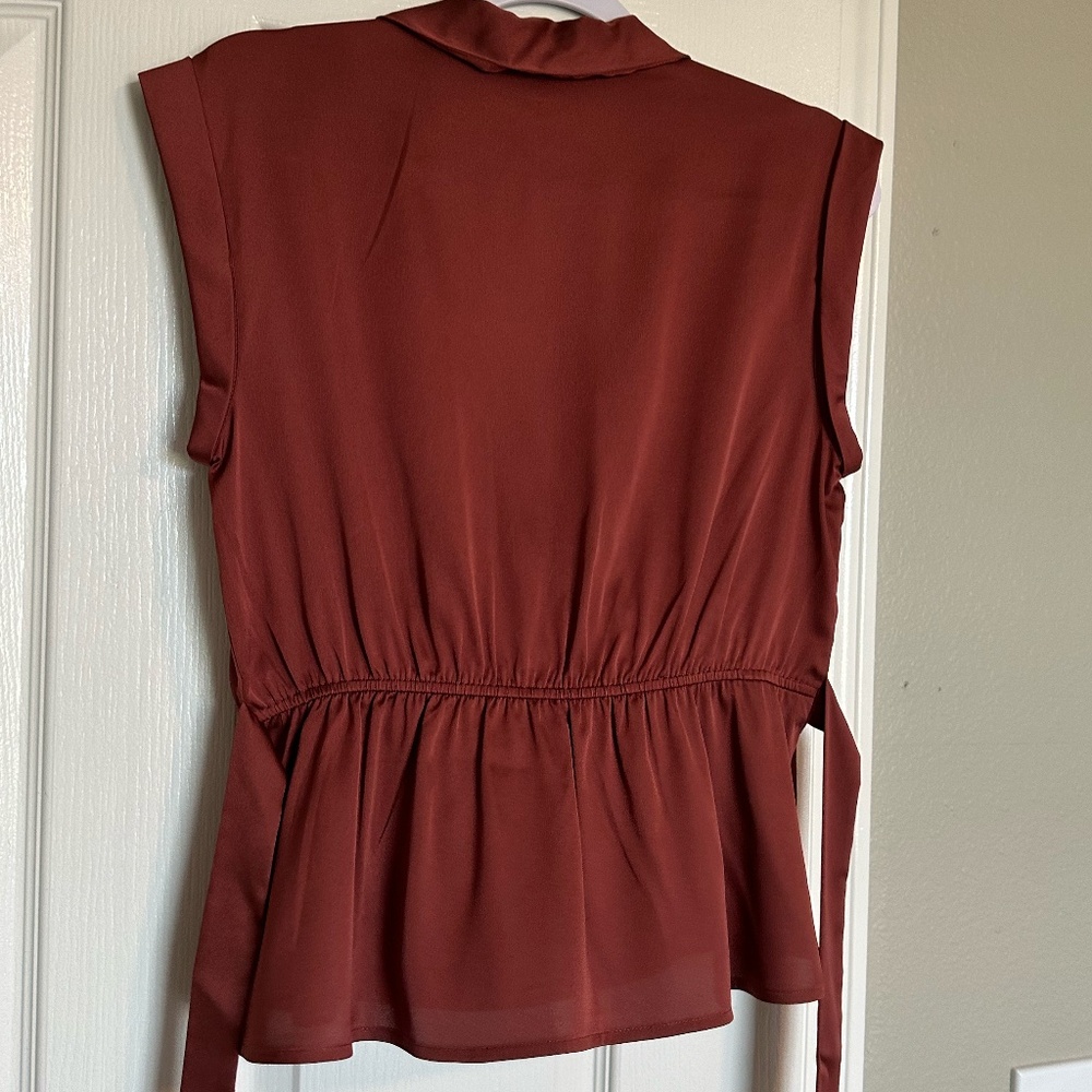 Express Top - Picture 9 of 12